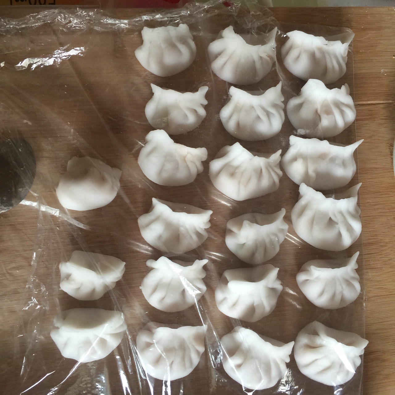 弯梳虾饺