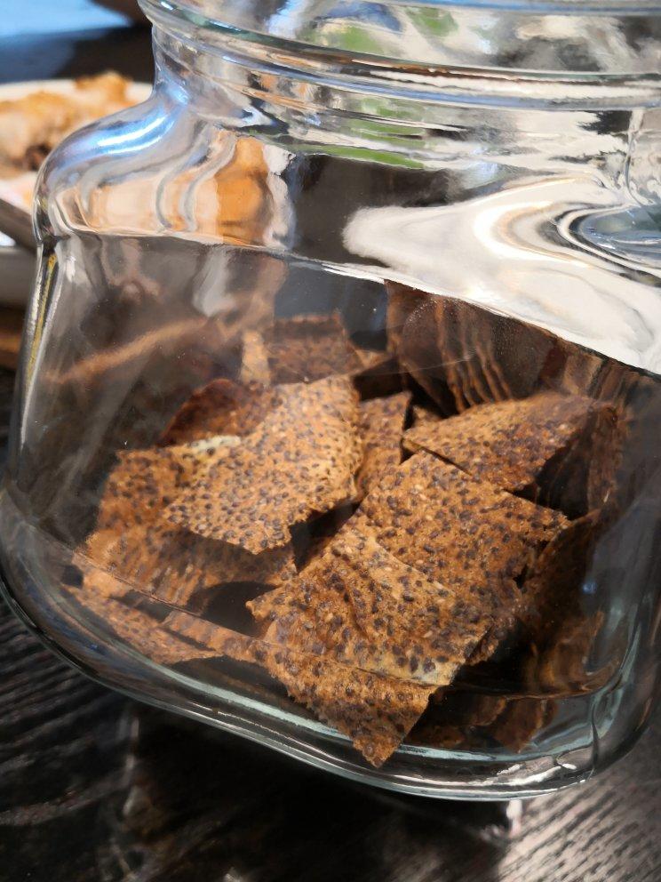 生酮零食奇亚籽脆片