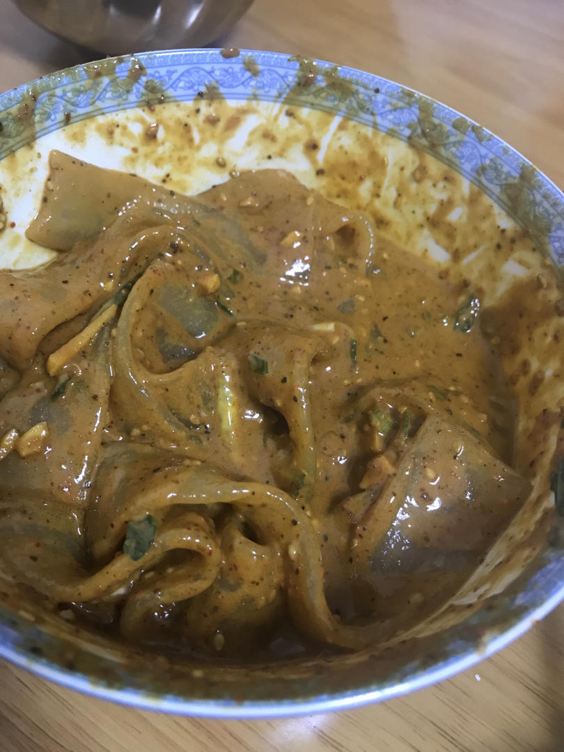 秒杀小夜市的麻酱流汁宽粉