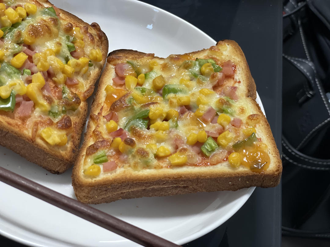 超好吃面包披萨🍕