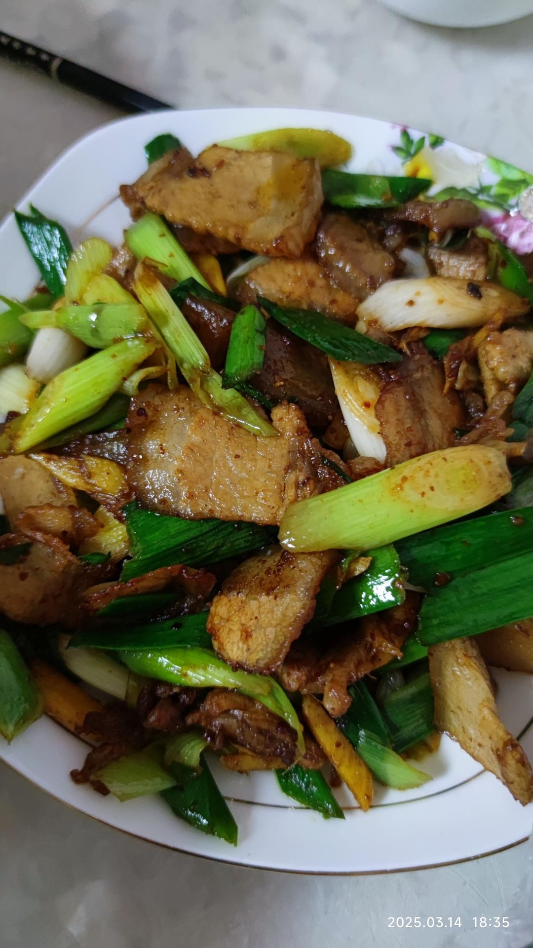 厨师长教你：“回锅肉”的正宗做法，先收藏