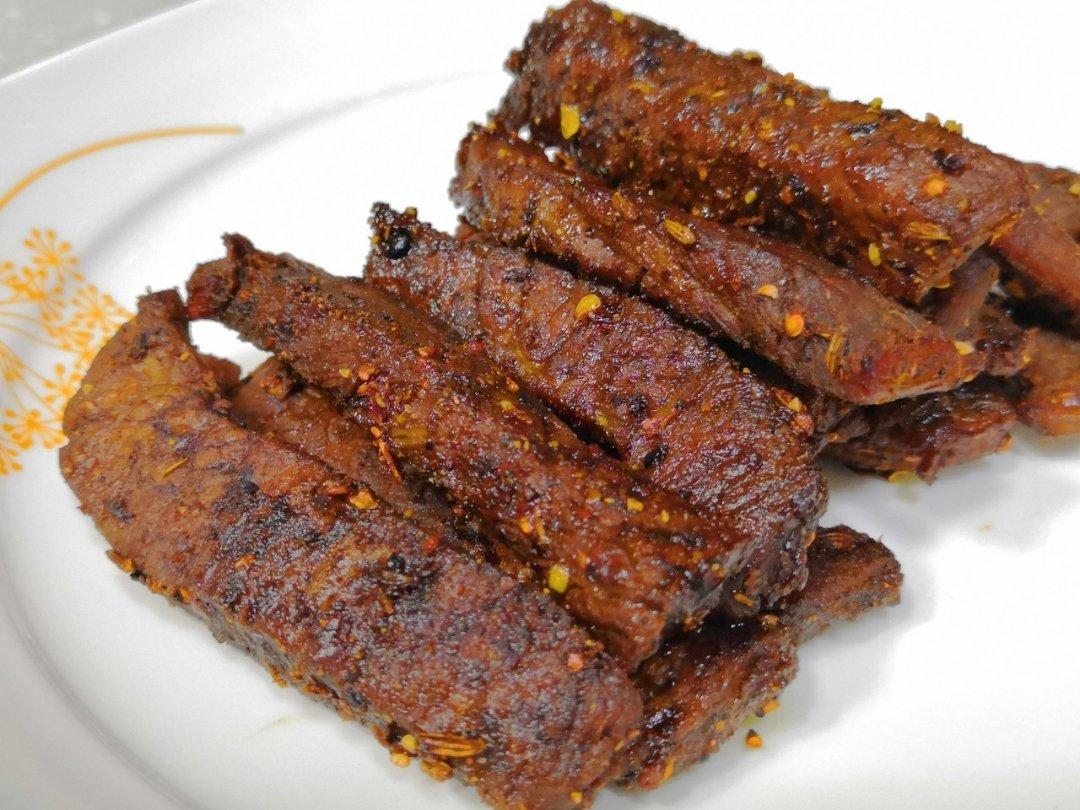 爱吃爱运动的小菜一碟做的烤牛肉干