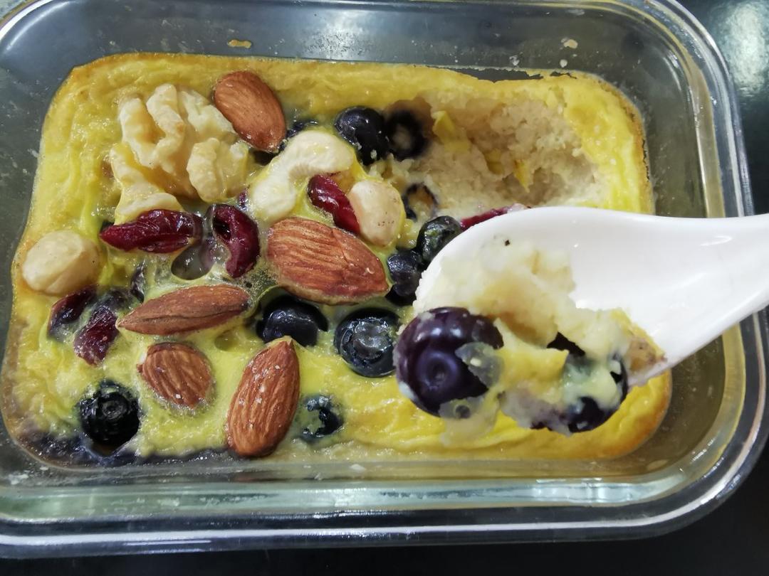 「低脂早餐」香蕉牛奶烤燕麦