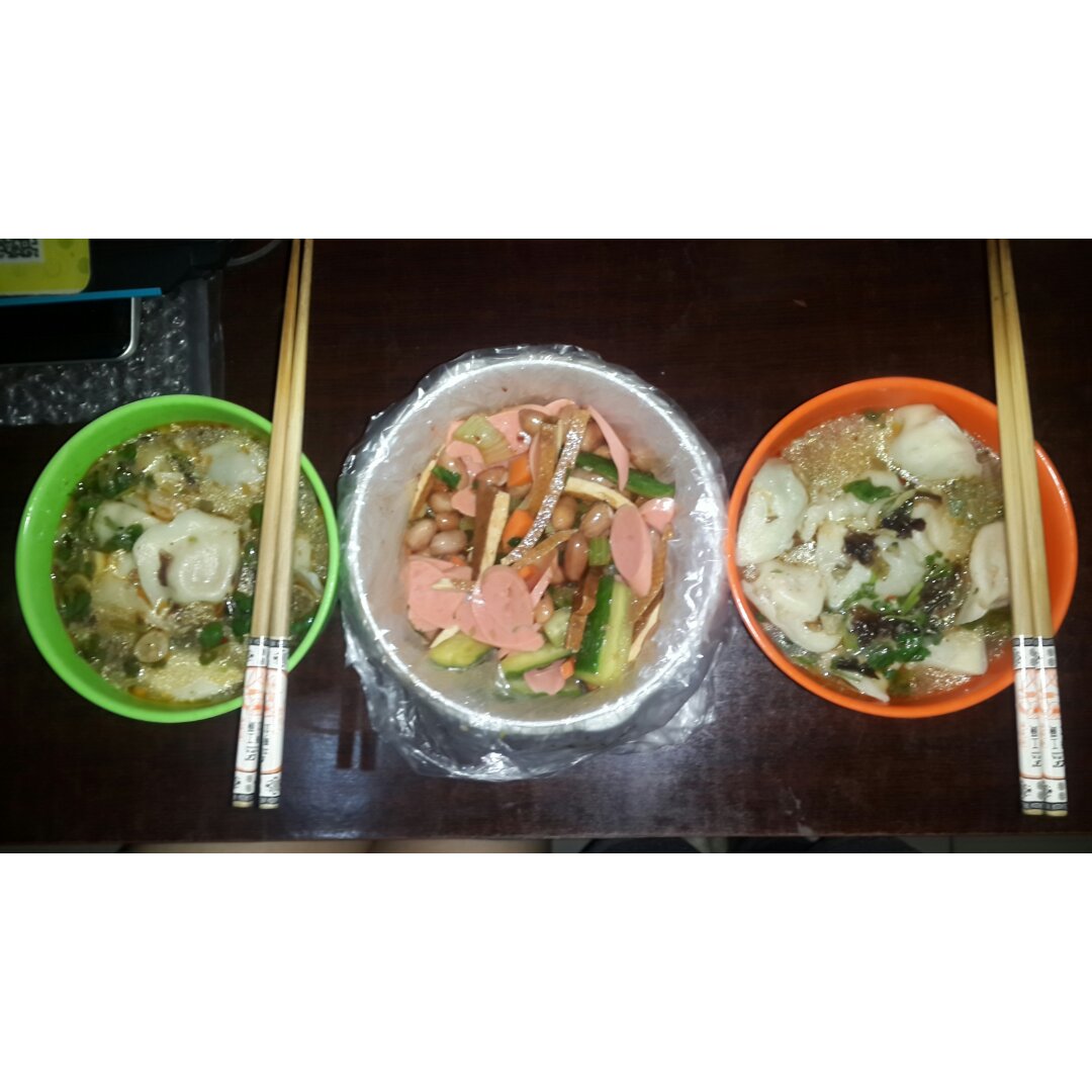 酸汤水饺