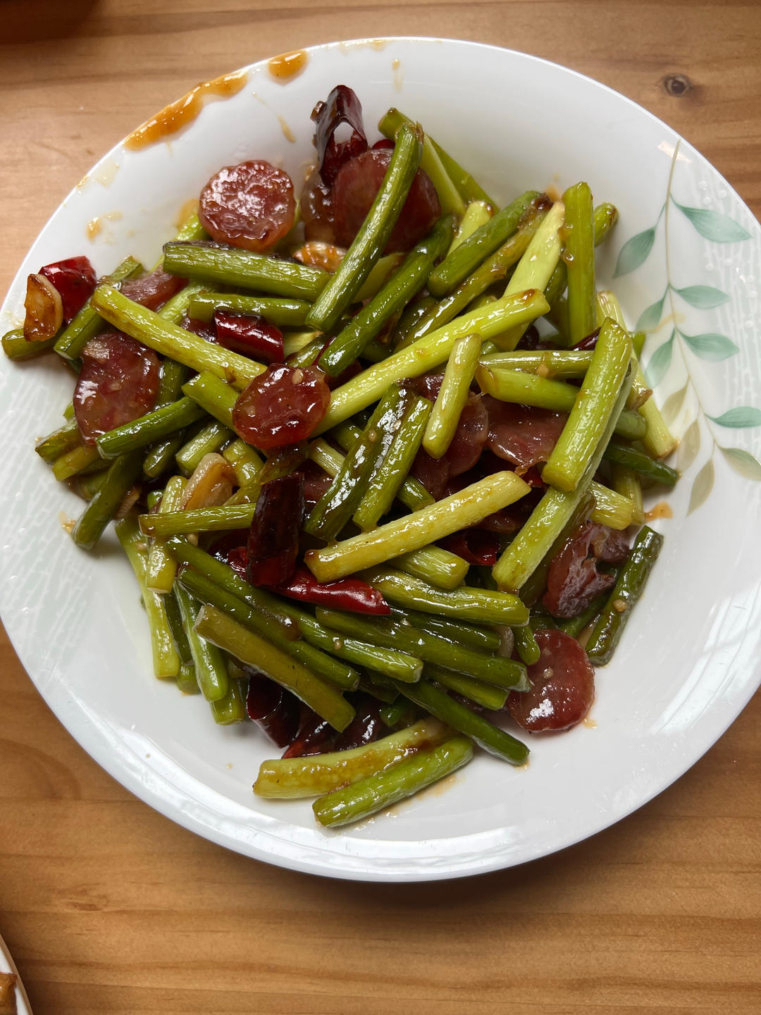 腊肠炒蒜苔