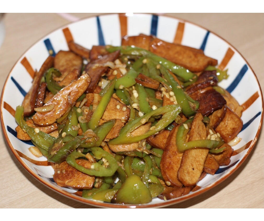 青椒炒豆干