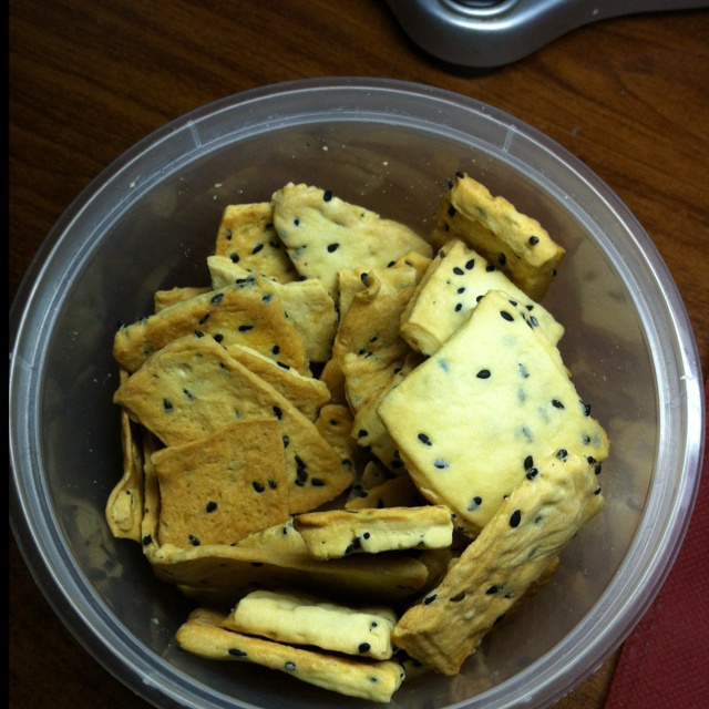 黑芝麻咸香饼干