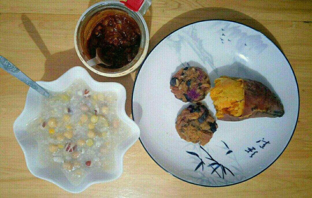 这粥，秋天要常喝，养胃健脾两不误，营养又好喝，比吃肉养人
