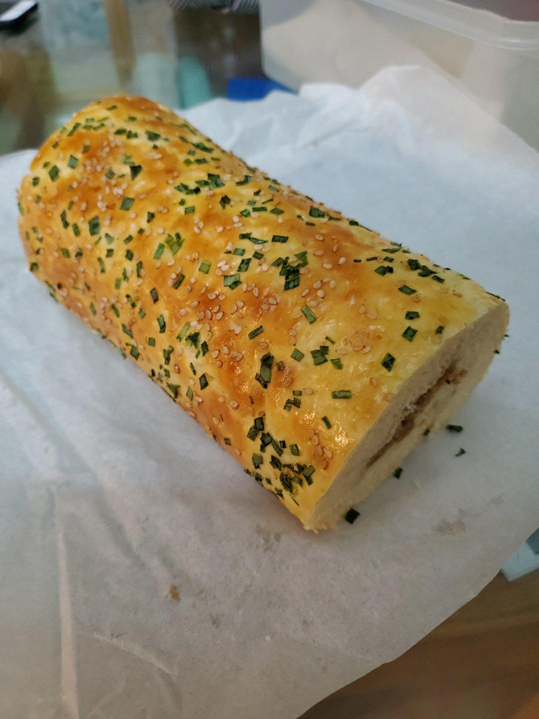 香喷喷的肉松面包卷，来试试吧！