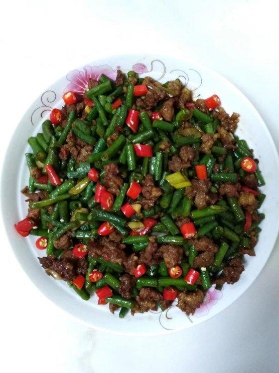 肉沫豆角下饭菜