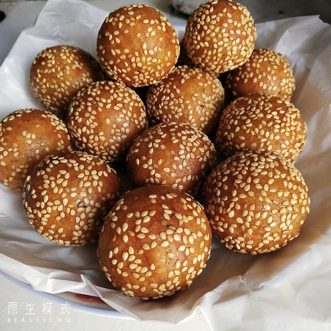 黄金球之一（南瓜芝麻球）
