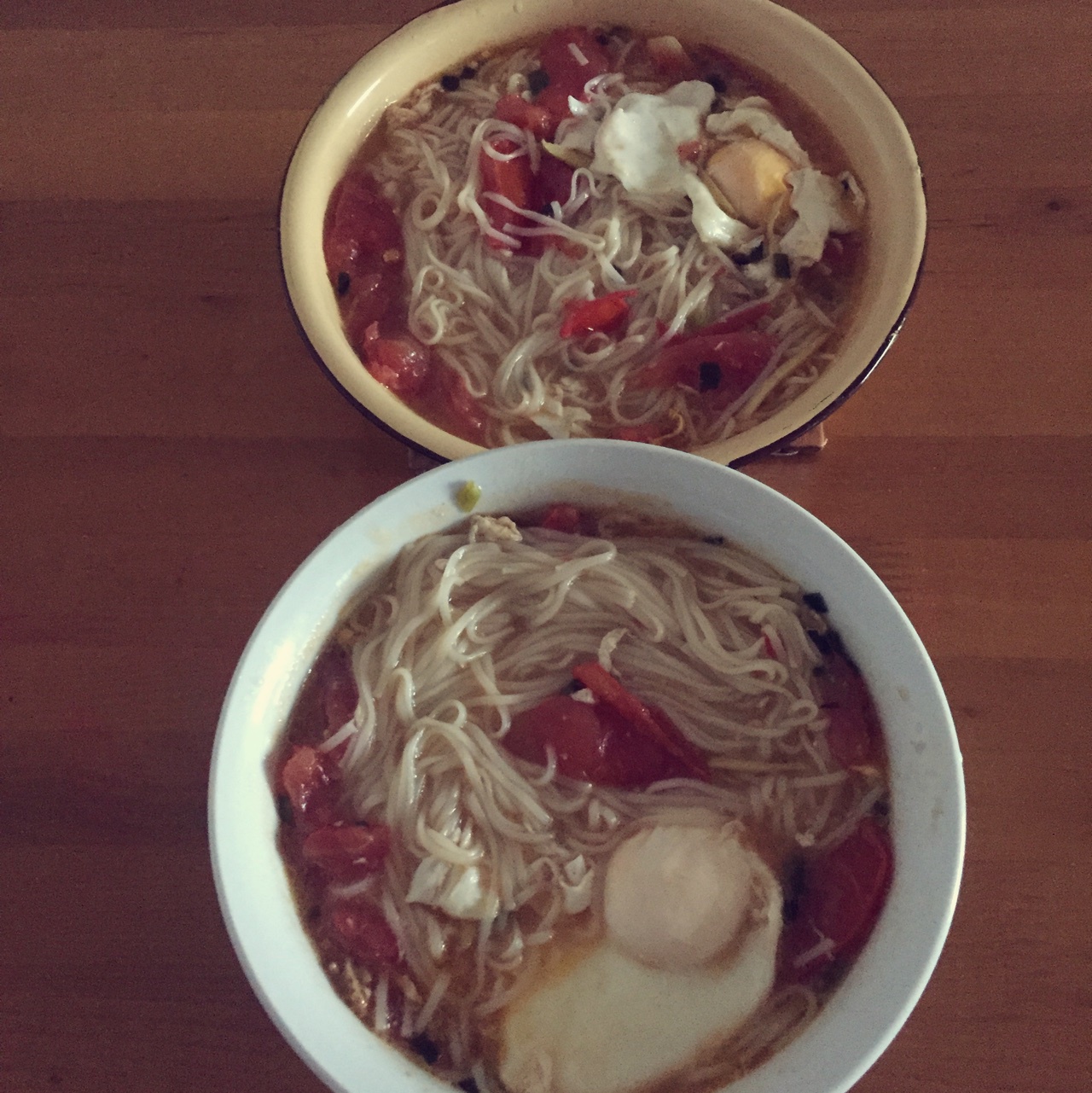 最家常的普通汤面——西红柿鸡蛋龙须面