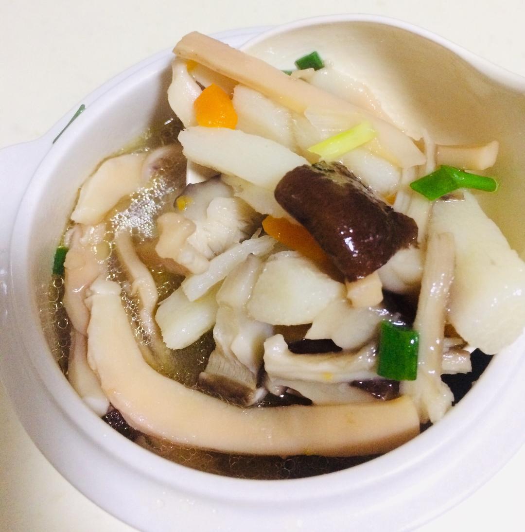 【健脾养胃】山药墨鱼汤的做法