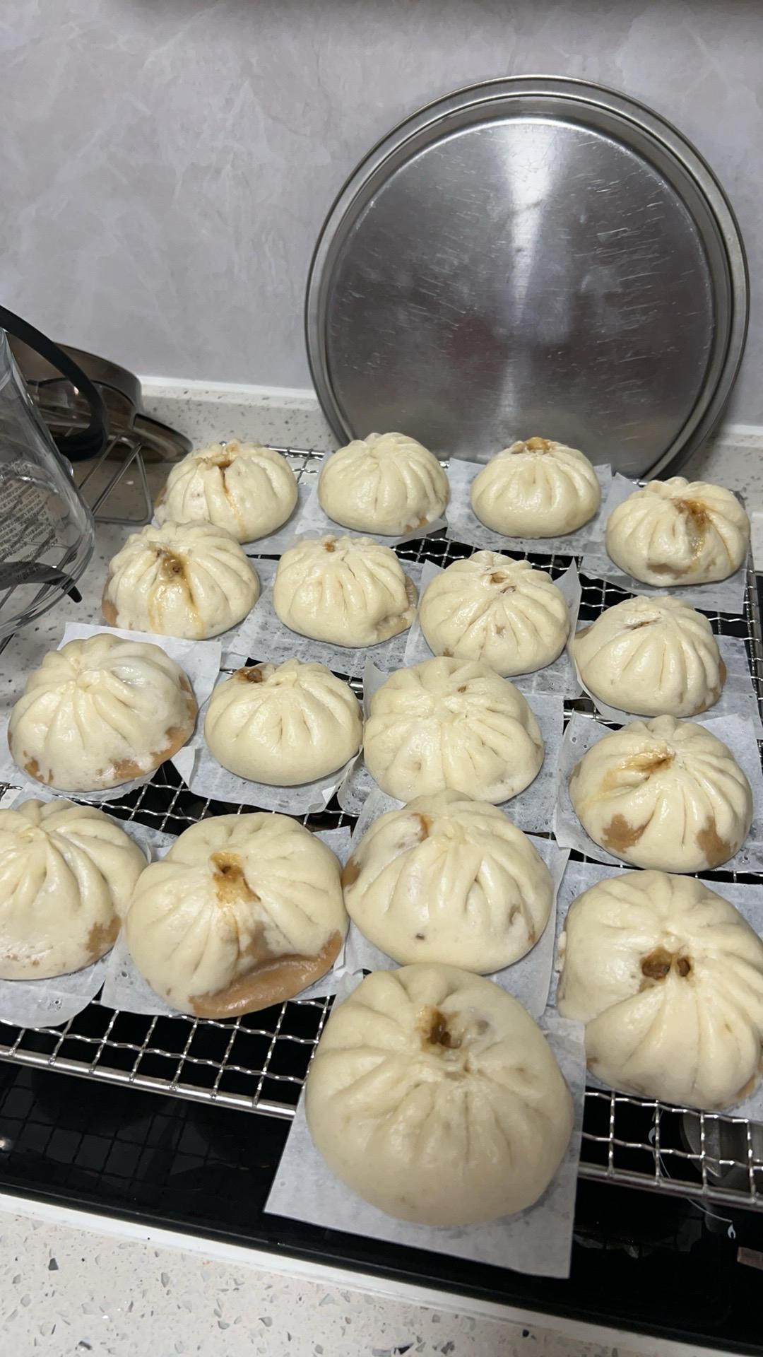 鲜嫩多汁的牛肉包子