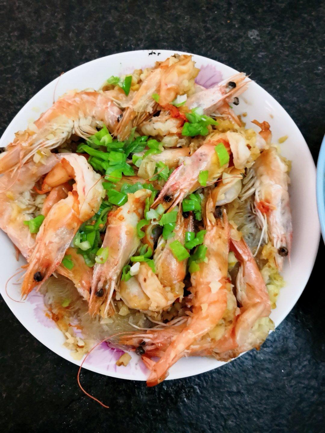 蒜蓉粉丝蒸大虾