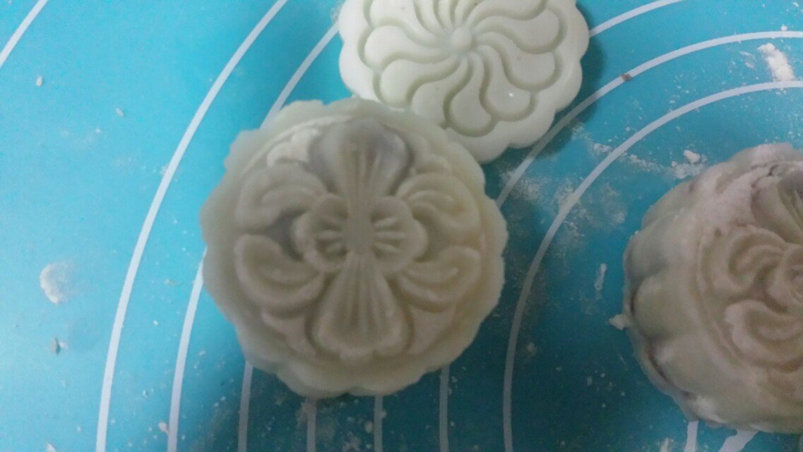 冰皮豆沙月饼