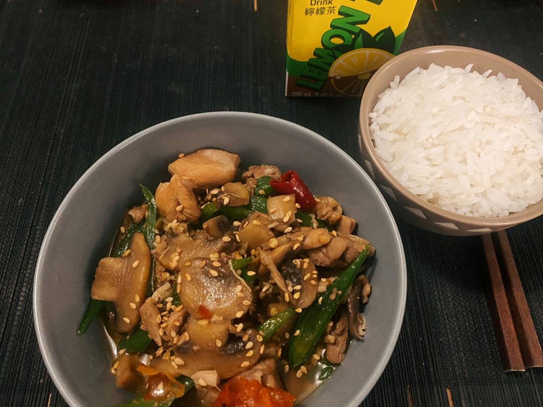 秒杀饭馆味道的【黄焖鸡米饭】