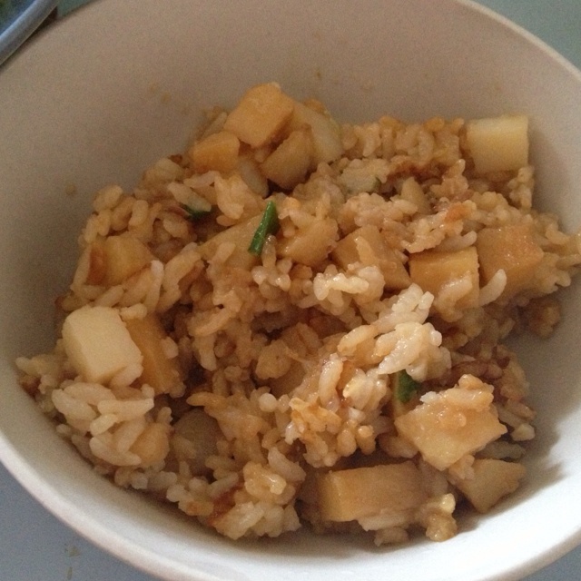 土豆焖饭（电饭锅版）