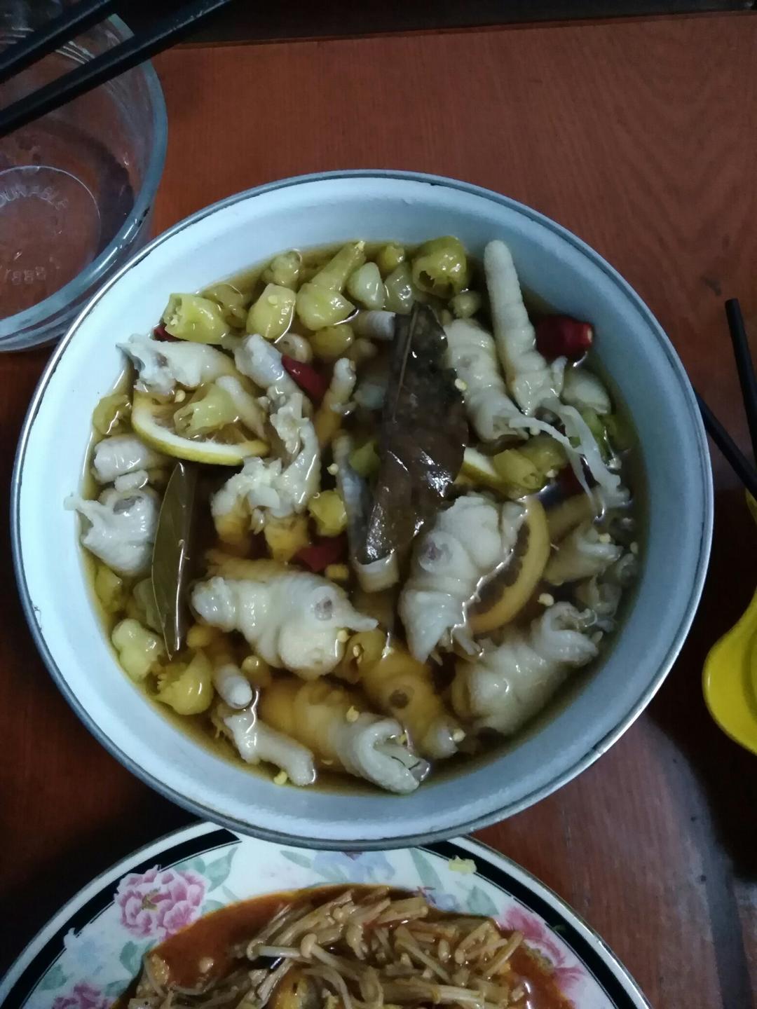 柠檬泡椒凤爪