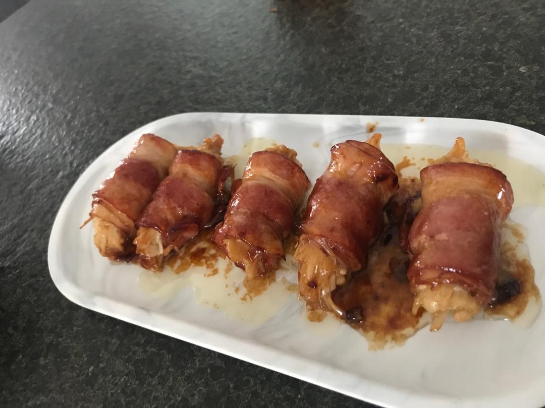 【金针菇培根卷】