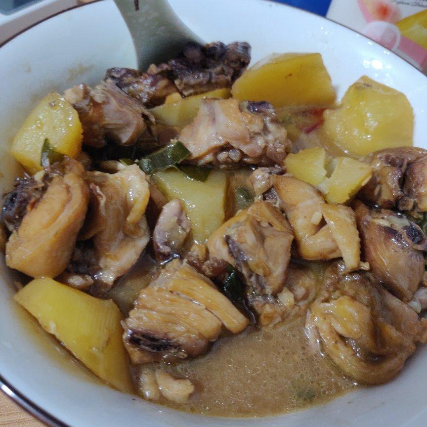 不吃两碗饭你找我！东北做法 酱炖芸豆土豆五花肉