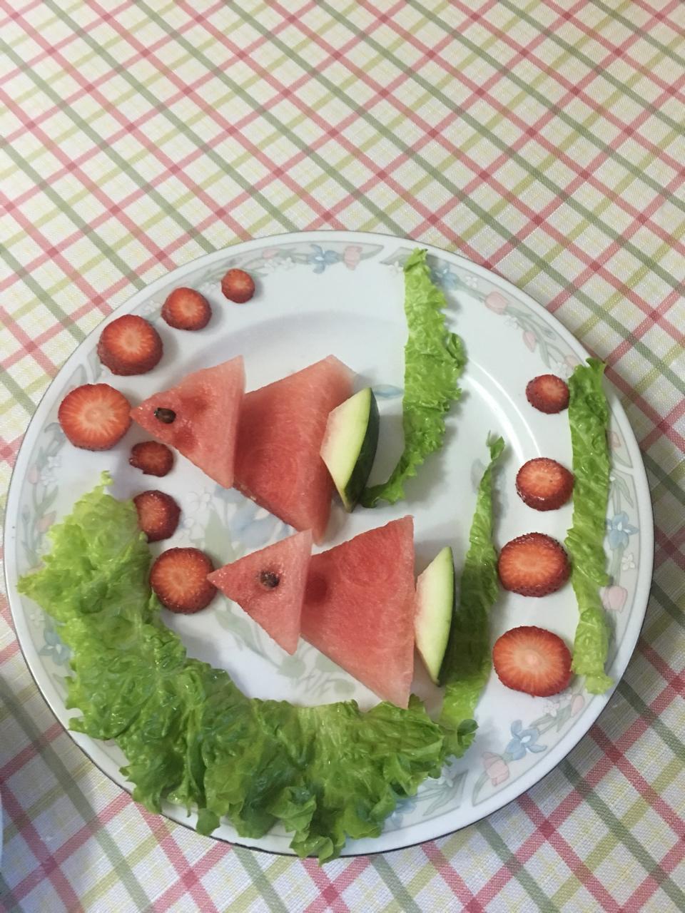 手机用户3820_b8hv做的圣诞树西瓜(小鱼西瓜)西瓜摆盘