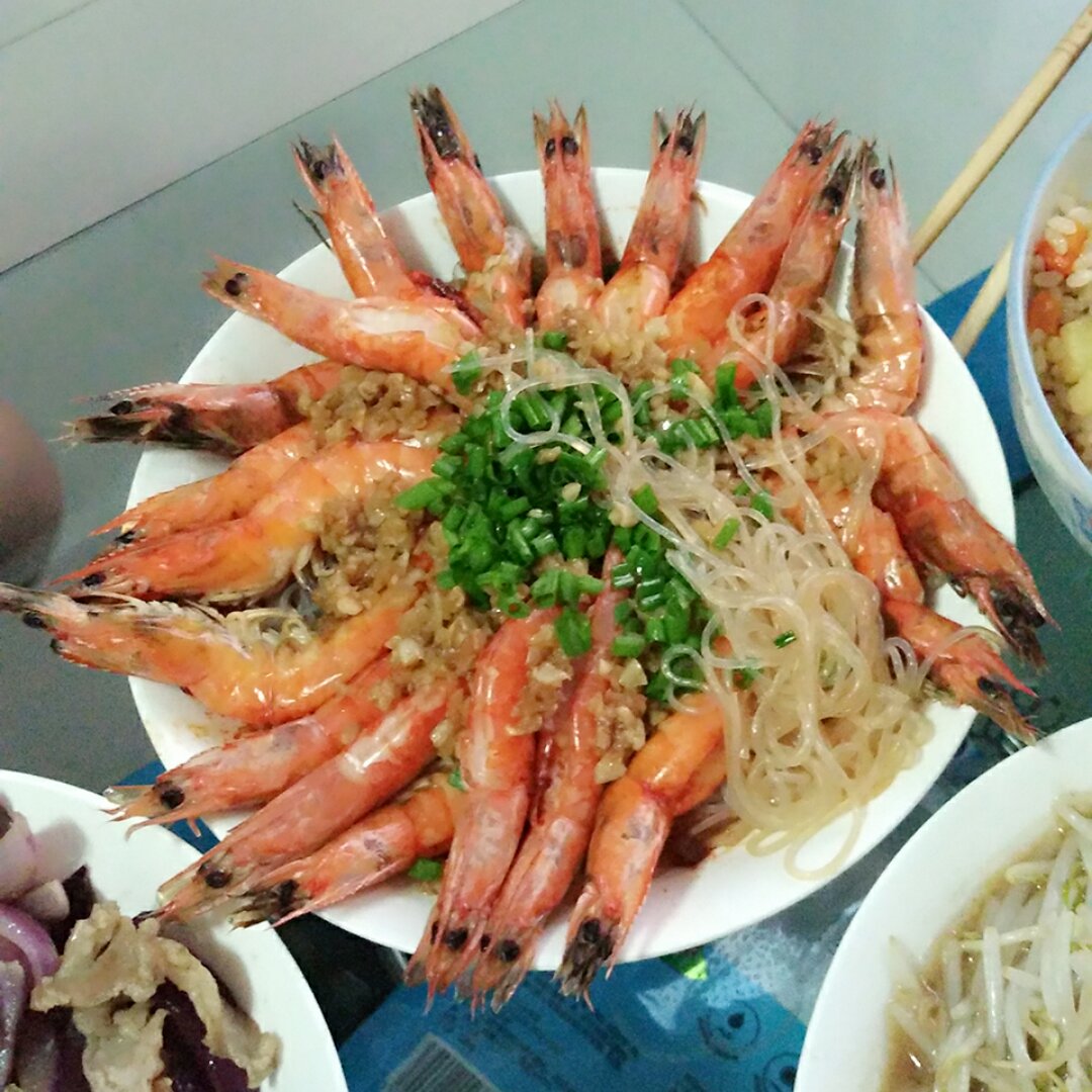 蒜蓉粉丝蒸虾