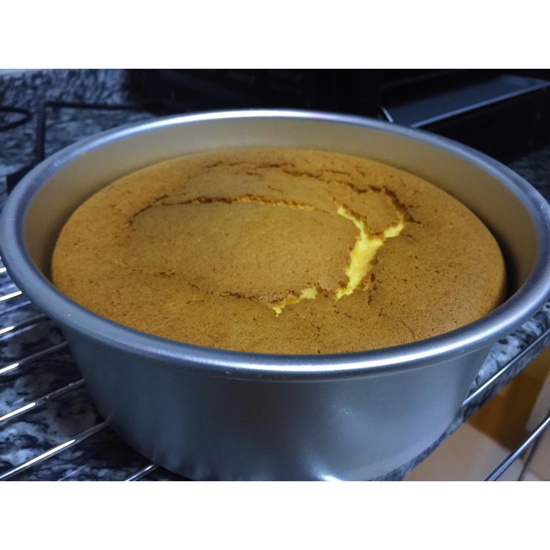 烤箱做蛋糕（戚风蛋糕的做法）