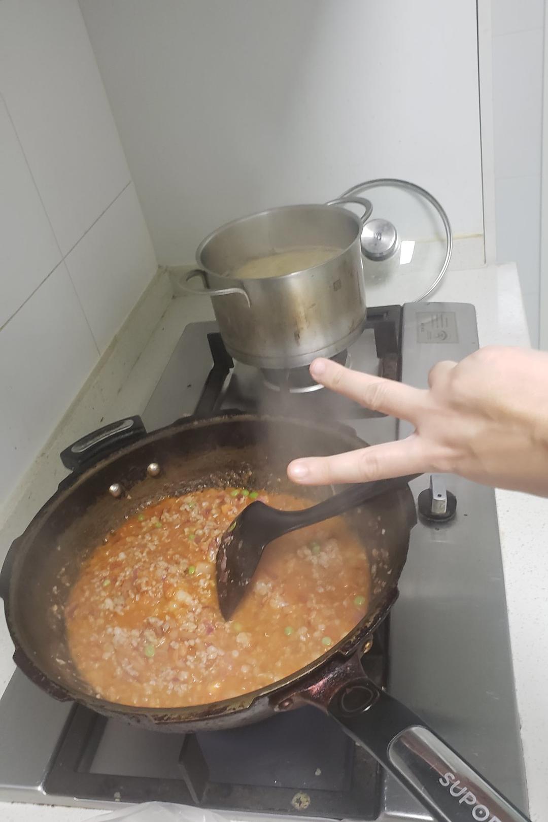 番茄肉酱意大利面