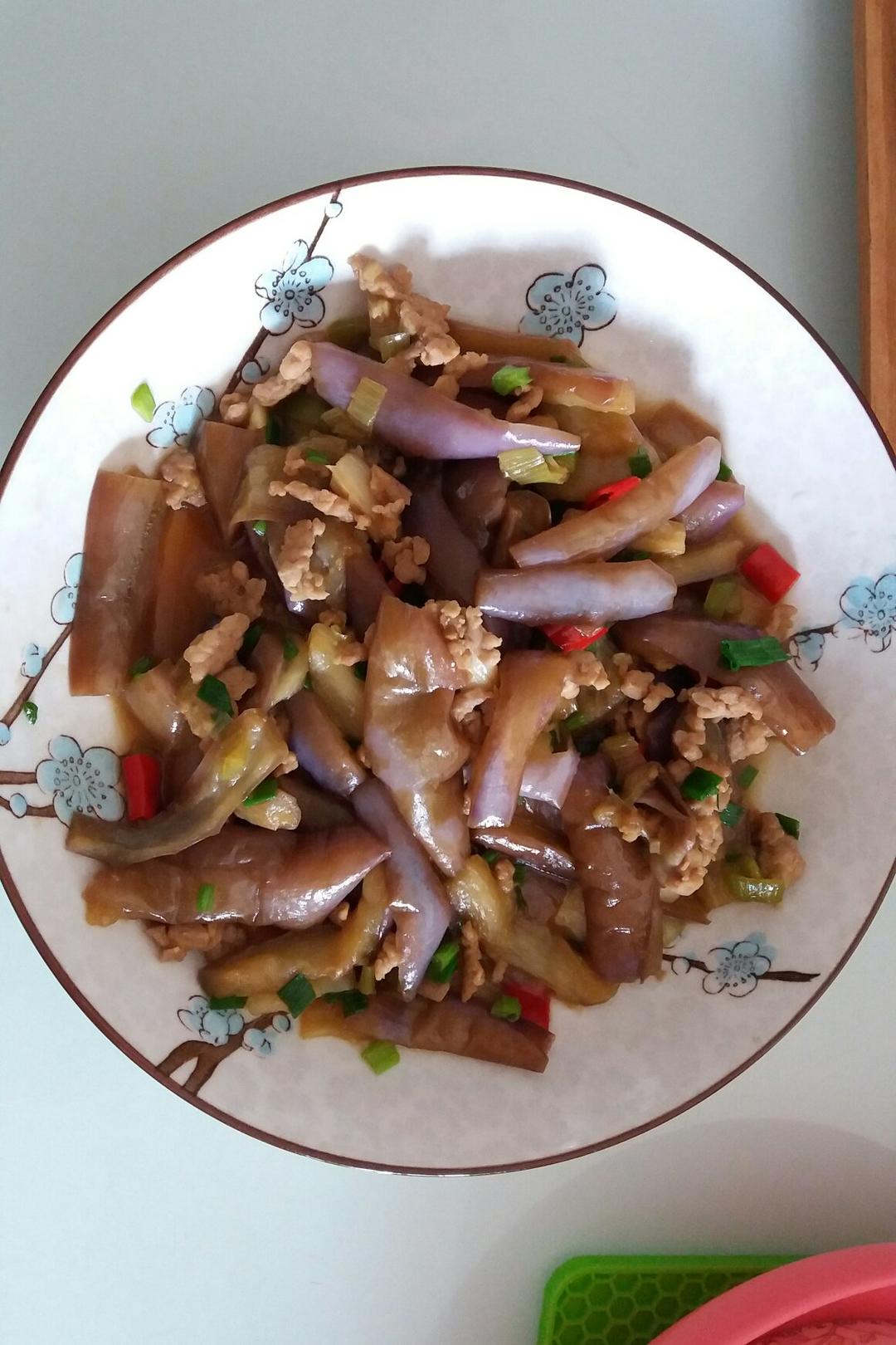 肉末茄子-Staub珐琅铸铁锅