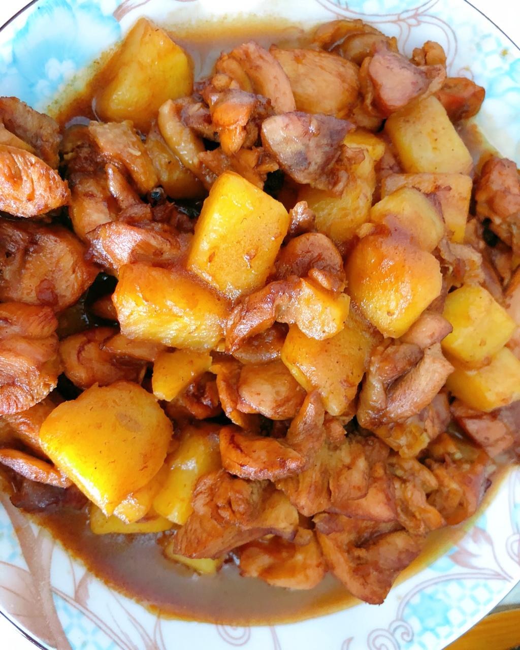 大吉z做的红烧土豆鸡块