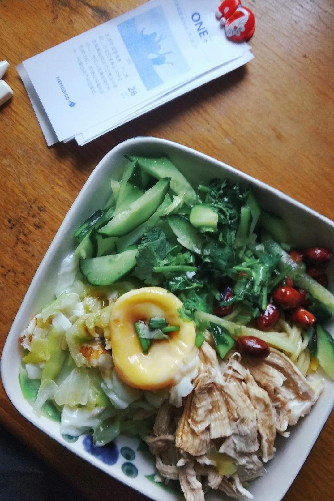 鸡丝凉面