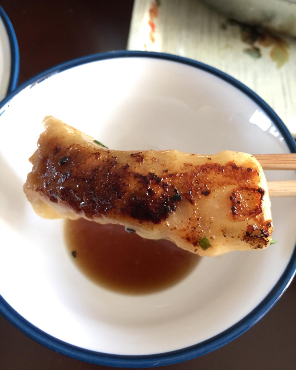 黑椒牛肉锅贴