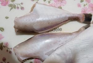 红烧耗儿鱼（马面鱼，橡皮鱼）的做法 步骤3