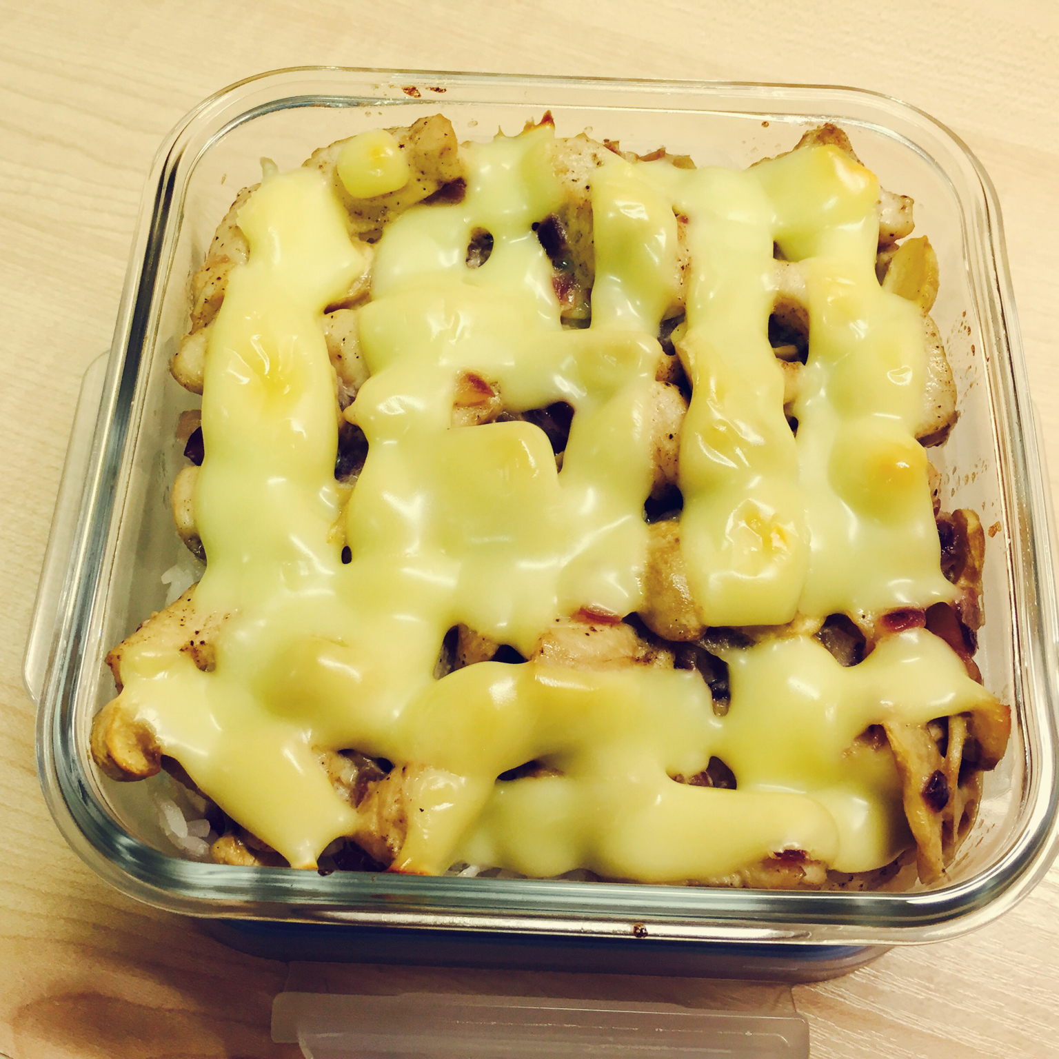 奶油蘑菇鸡肉焗饭