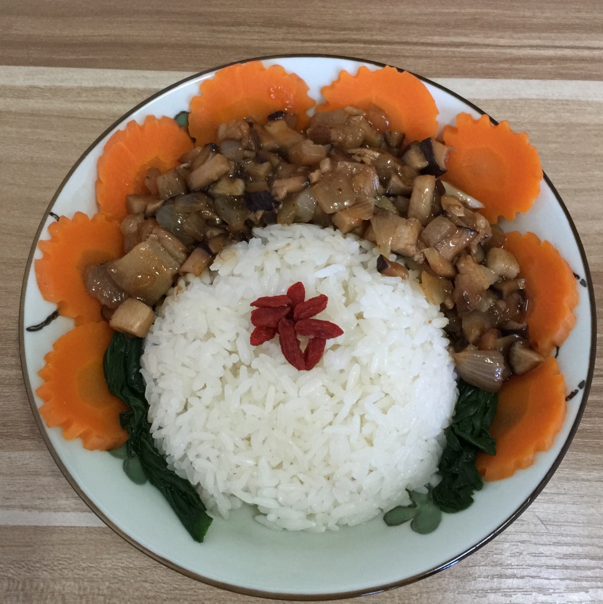 台式卤肉饭