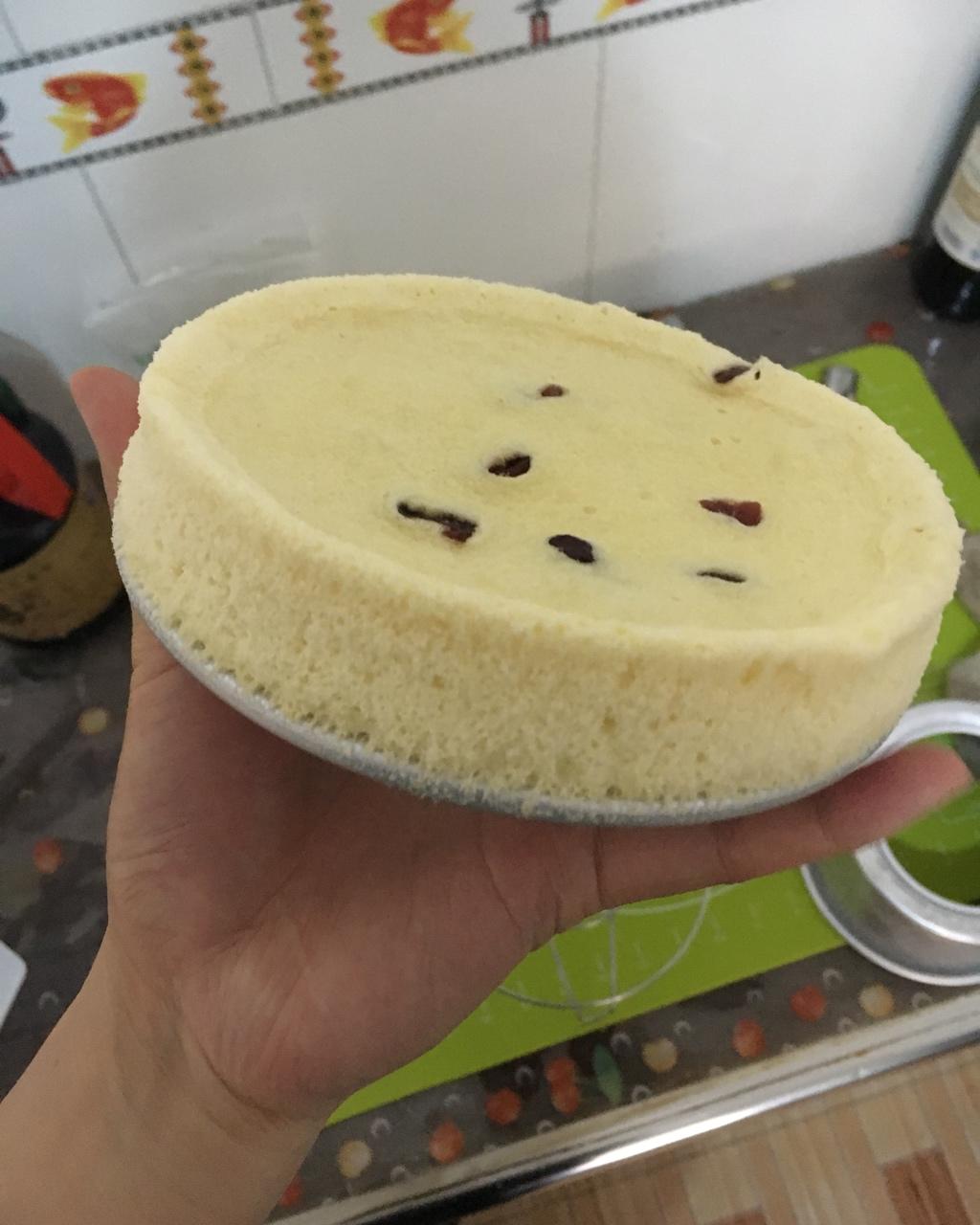 烤箱做蛋糕（戚风蛋糕的做法）