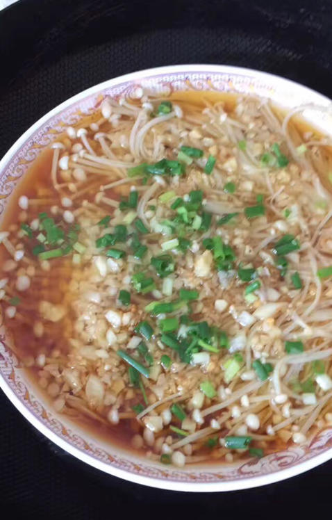 蒜蓉蒸金针菇
