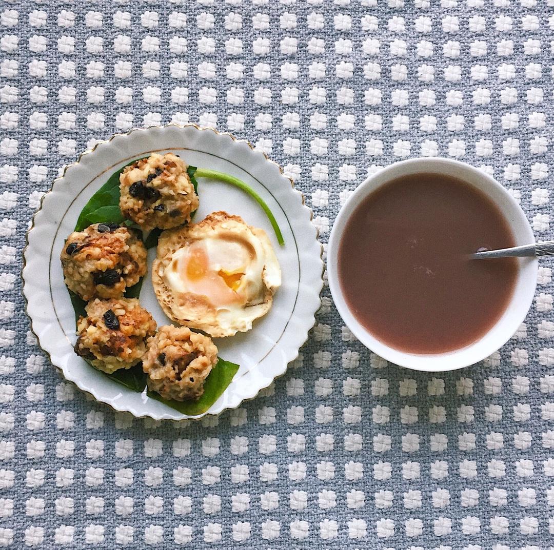 苹果核桃全麦煎饼