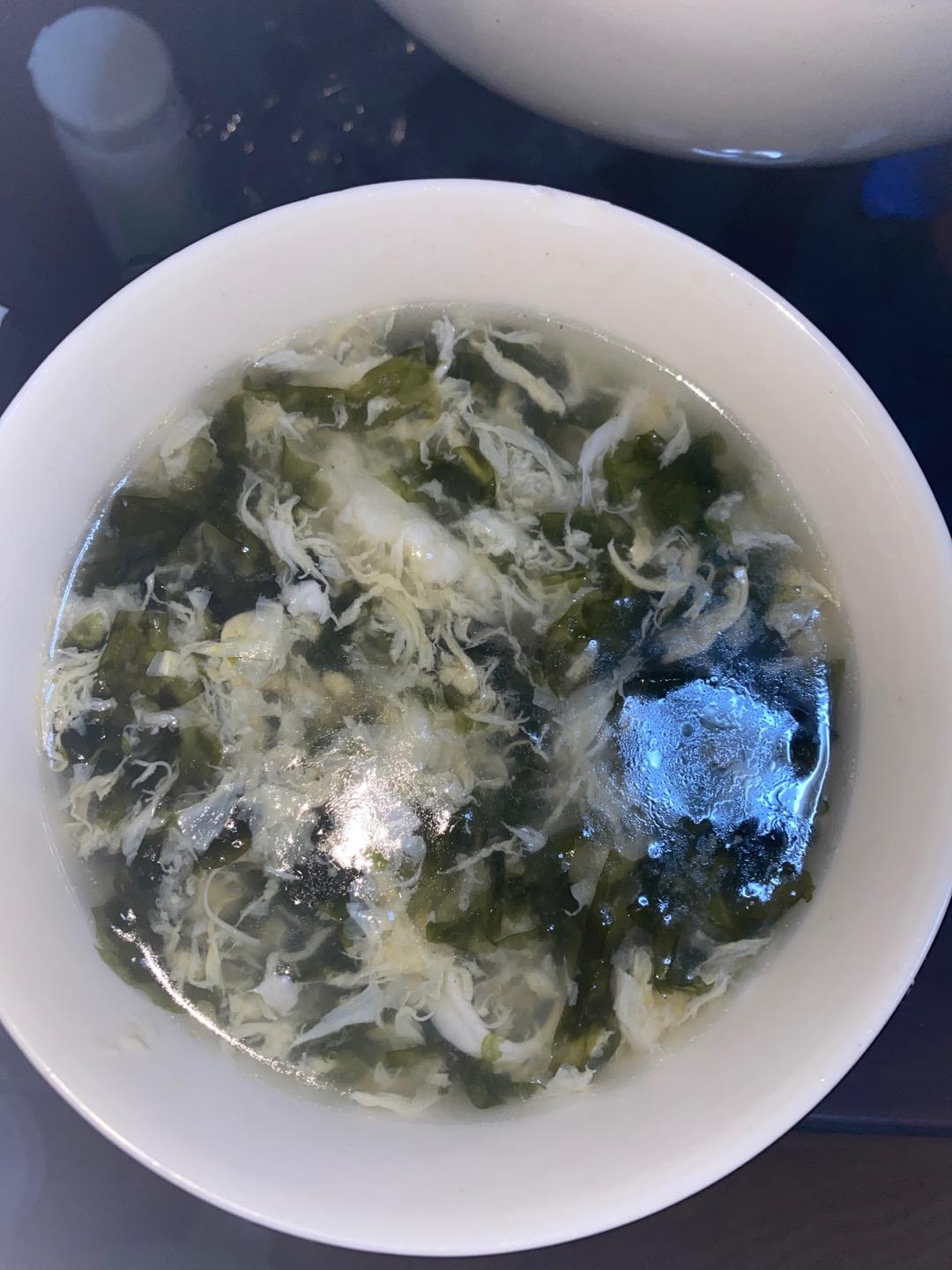 5分钟做成紫菜蛋花汤