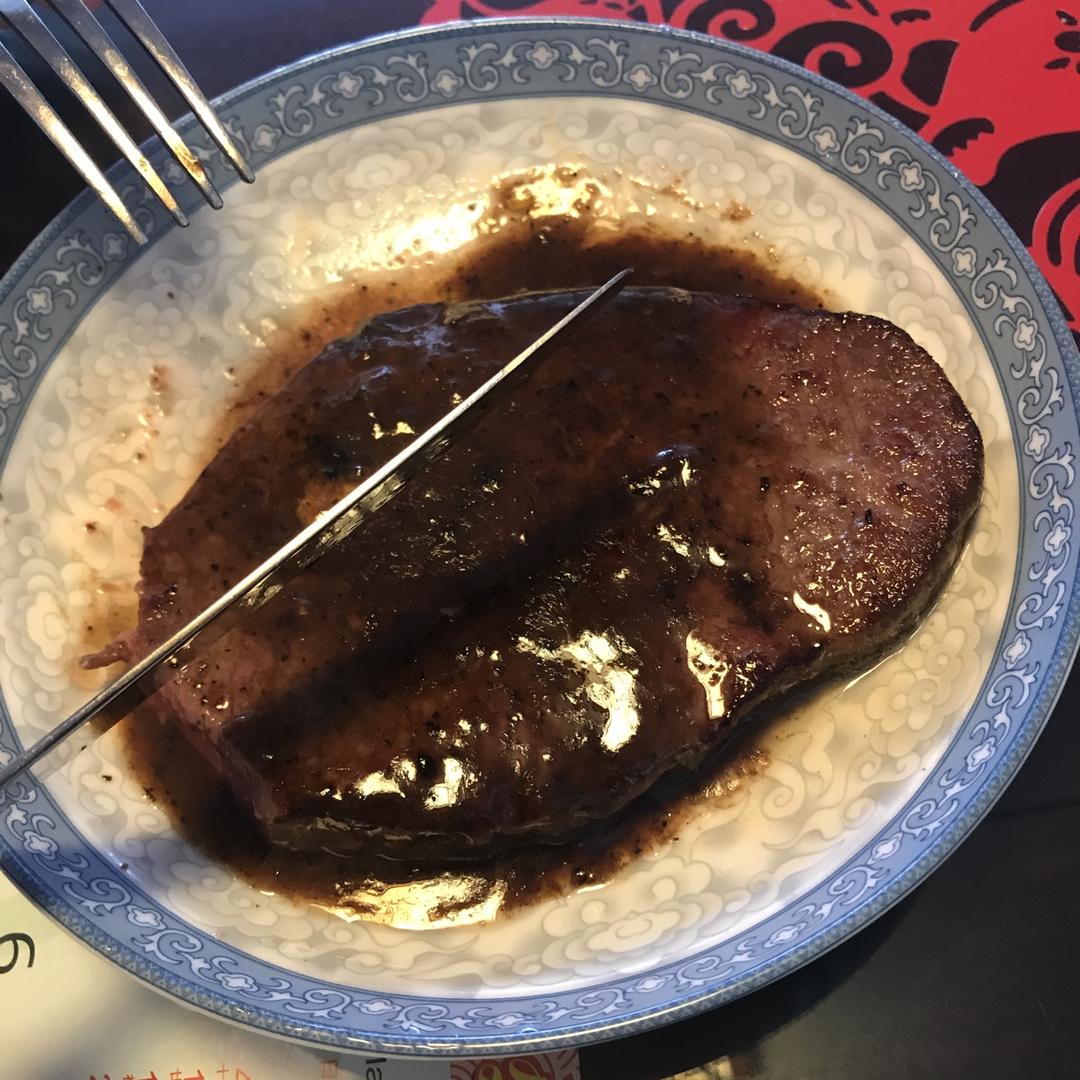 好吃到哭的煎牛排