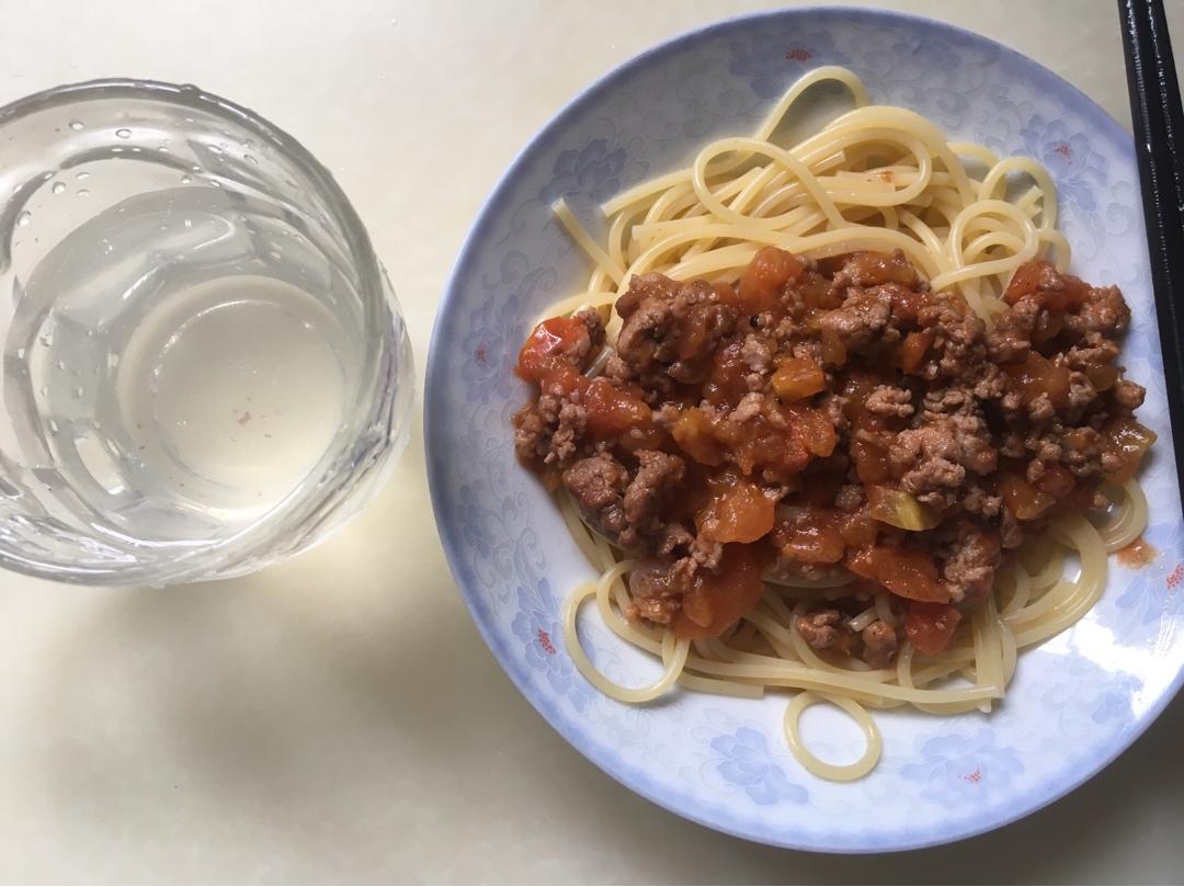 （完胜必胜客的）番茄肉酱意大利面～