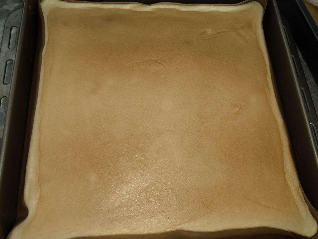 超详细的瑞士卷奶油蛋糕卷原味蛋糕卷的制作方法 饱满不掉皮不开裂（附模具换算方法）