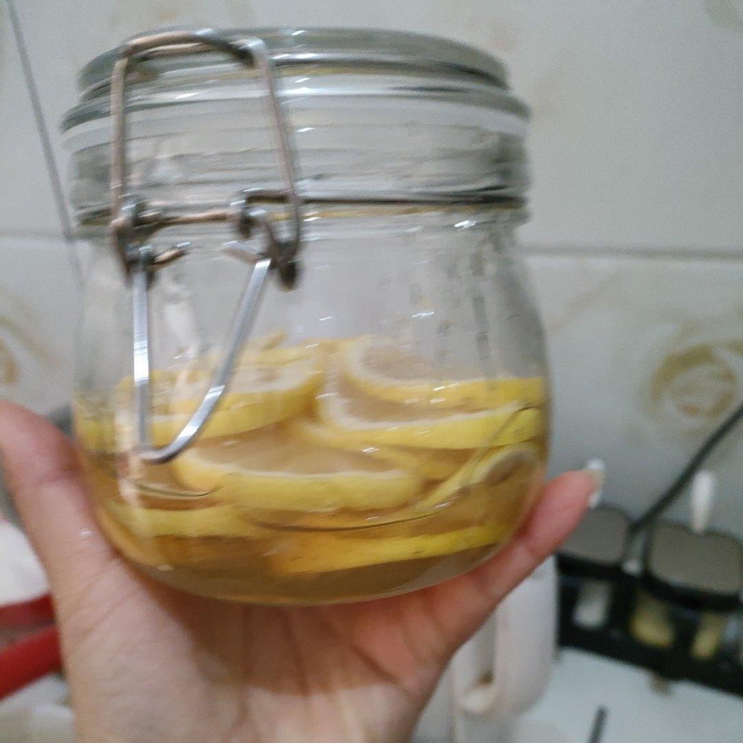 柠檬蜂蜜水 美白淡斑