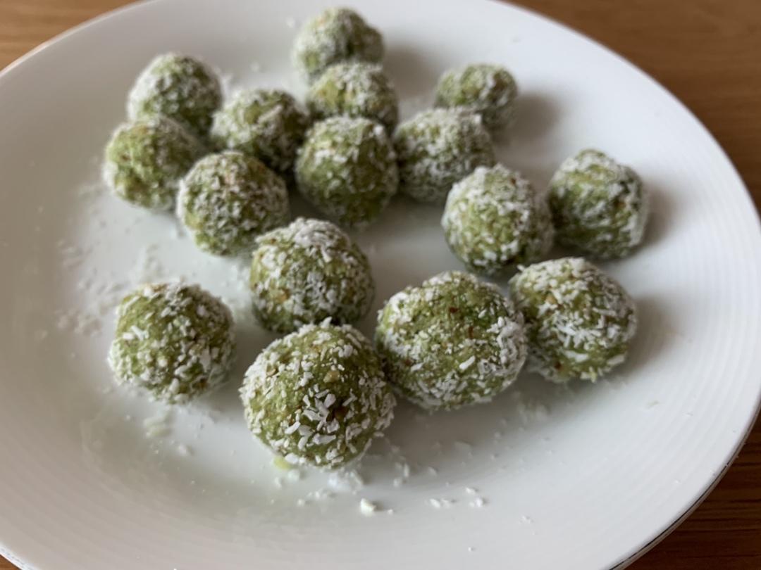 【健康零食】抹茶椰香坚果能量球