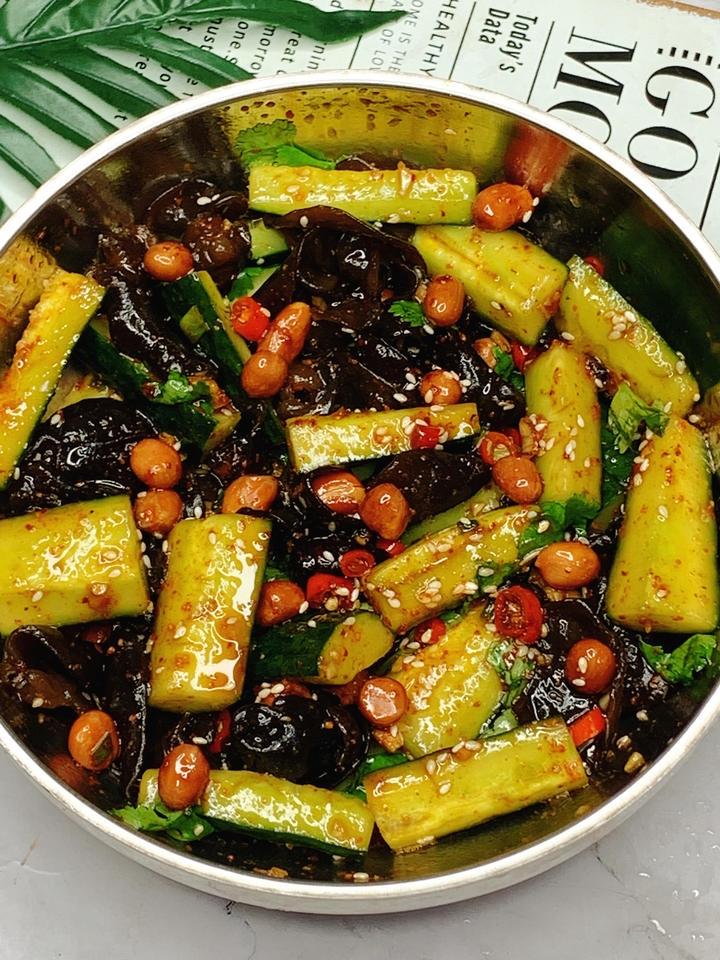 凉拌黄瓜🥒木耳超级无敌开胃