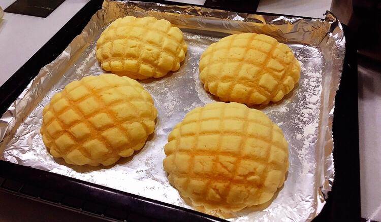 菠萝包（君之版）