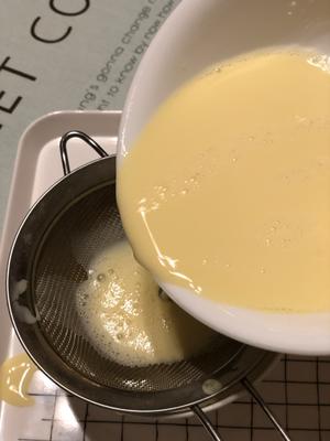 嫩滑牛奶炖蛋的做法 步骤7
