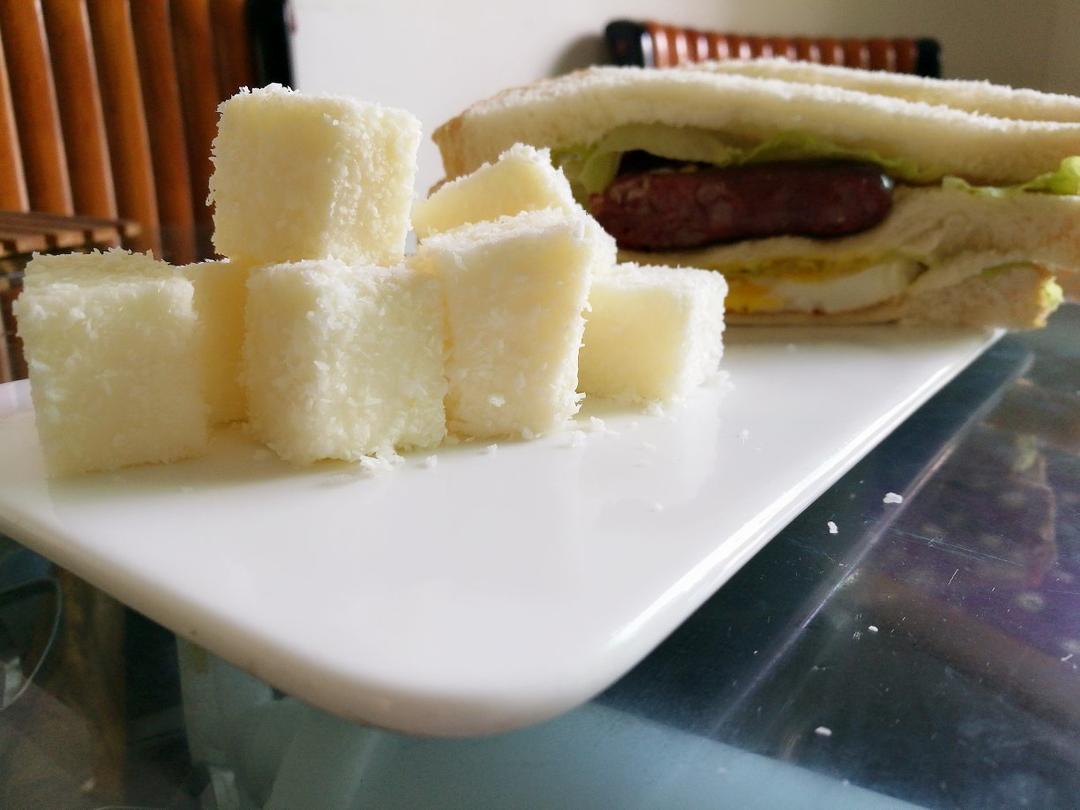 完胜85度C牛奶椰丝小方