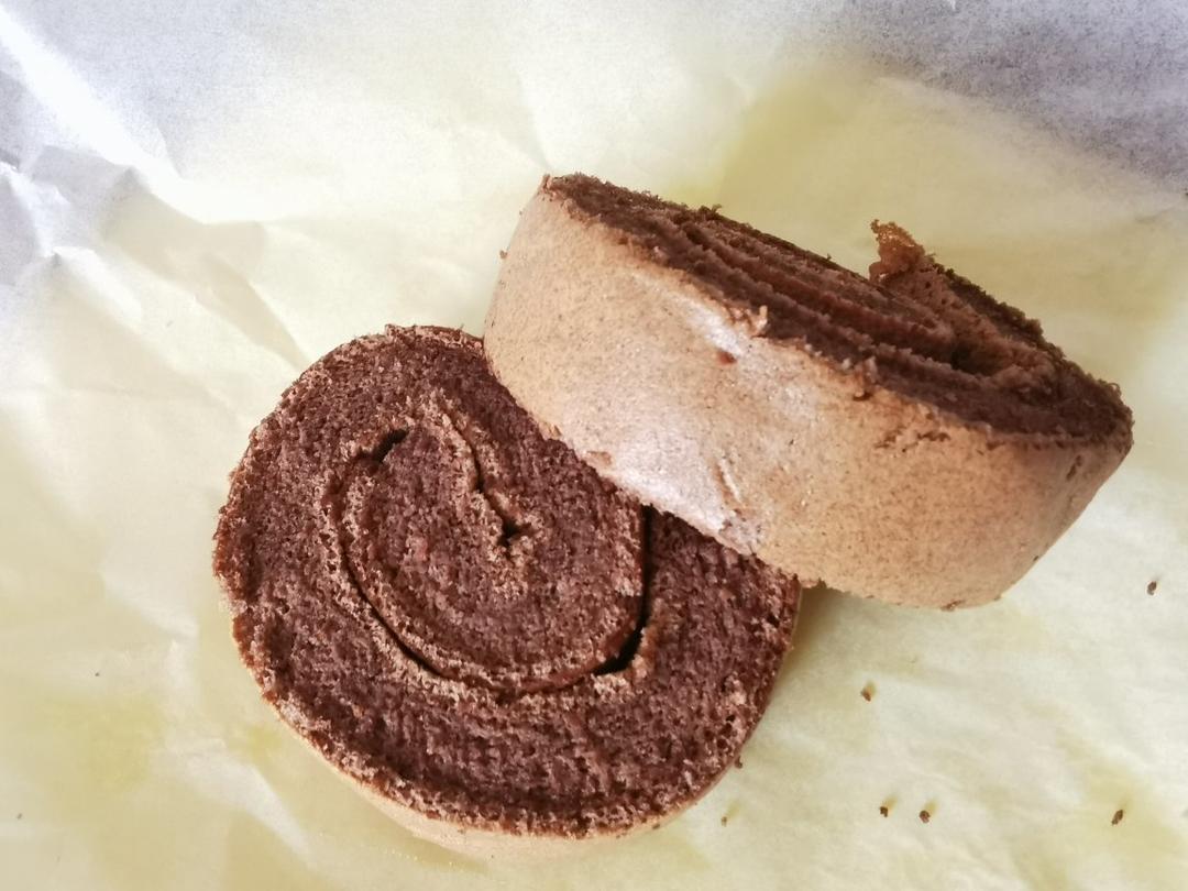 蛋糕卷这样做‼️不掉皮不开裂（小视频食谱）